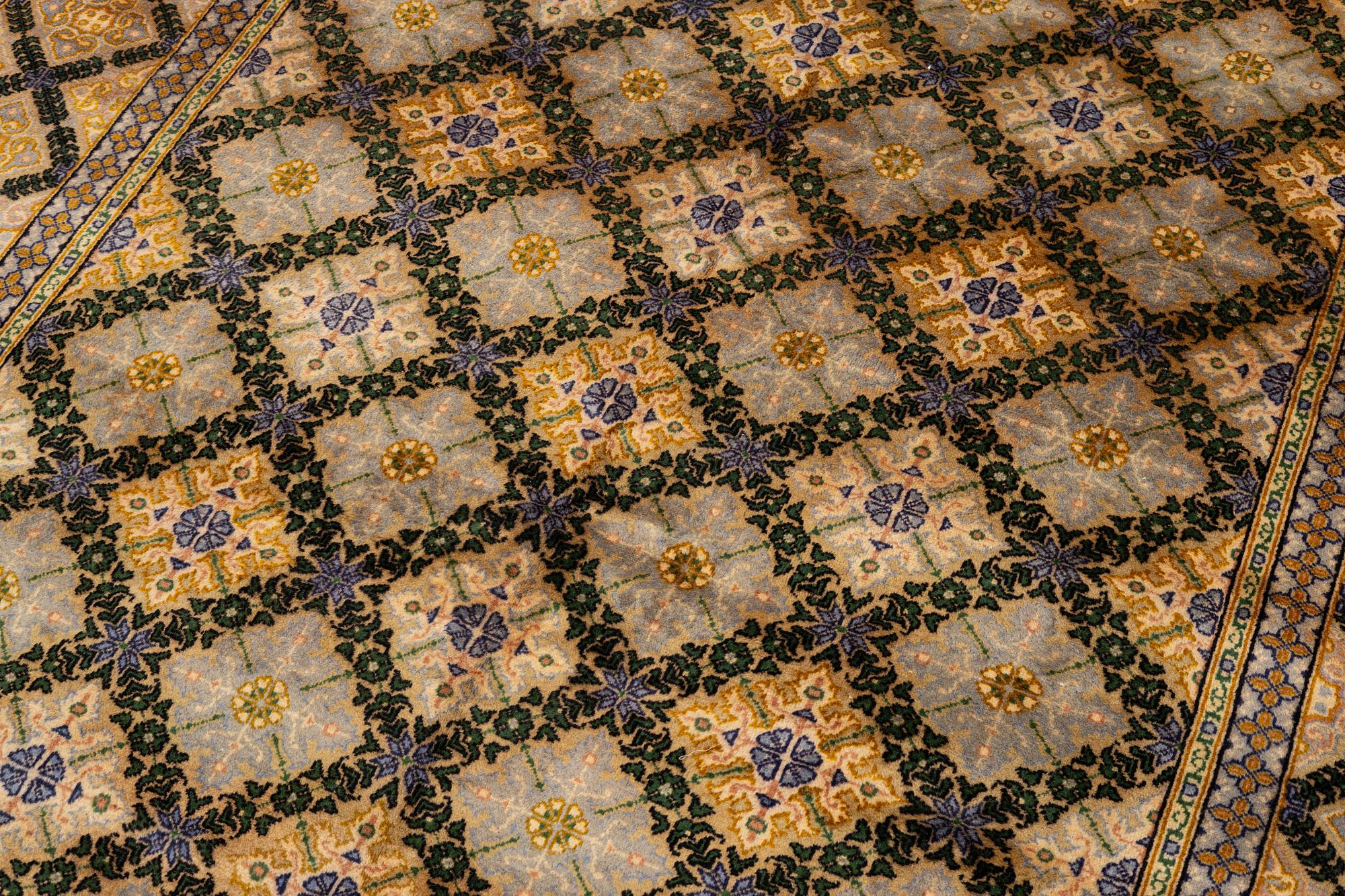 Carpet, Keshan 316 x 222 cm.