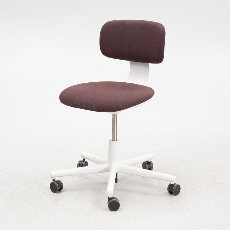 Konstantin Grcic, a 'Rookie' desk chair, Vitra, 2021.
