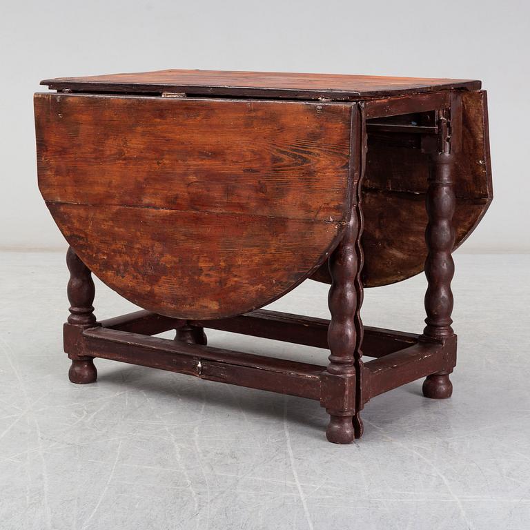 An 18th / early 19th century table.