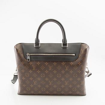 Louis Vuitton, "Porte Documents Jour" bag Spain 2021.