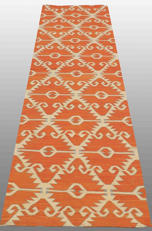 A flatweave runner, 285 x 85 cm.