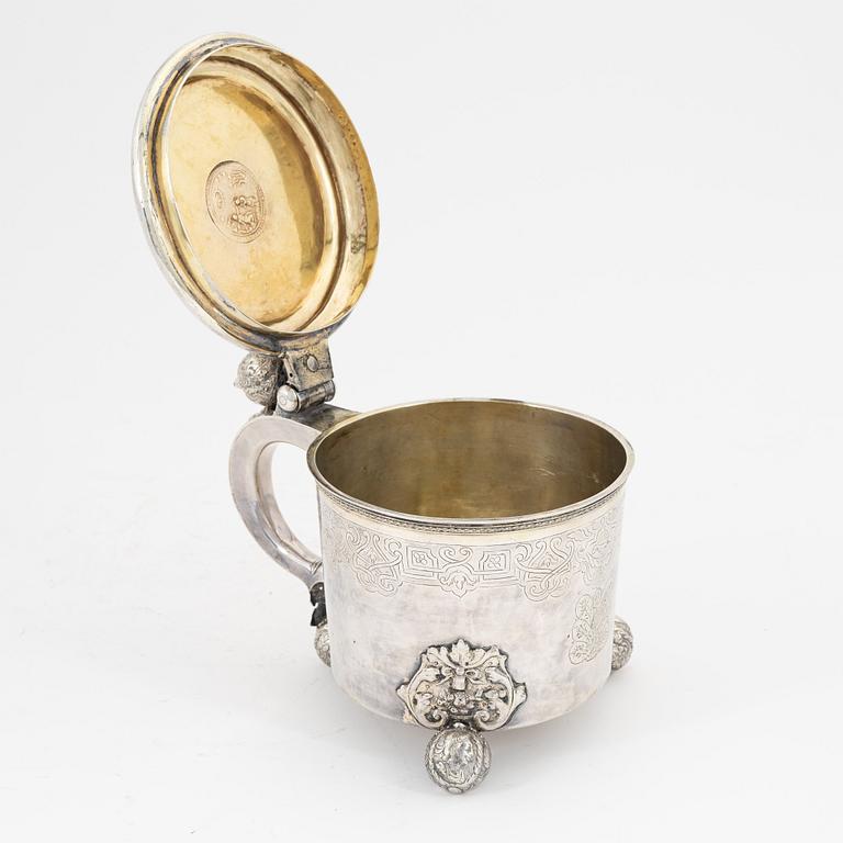 Dryckeskanna, silver, barockstil, Stockholm, sent 1800-tal.