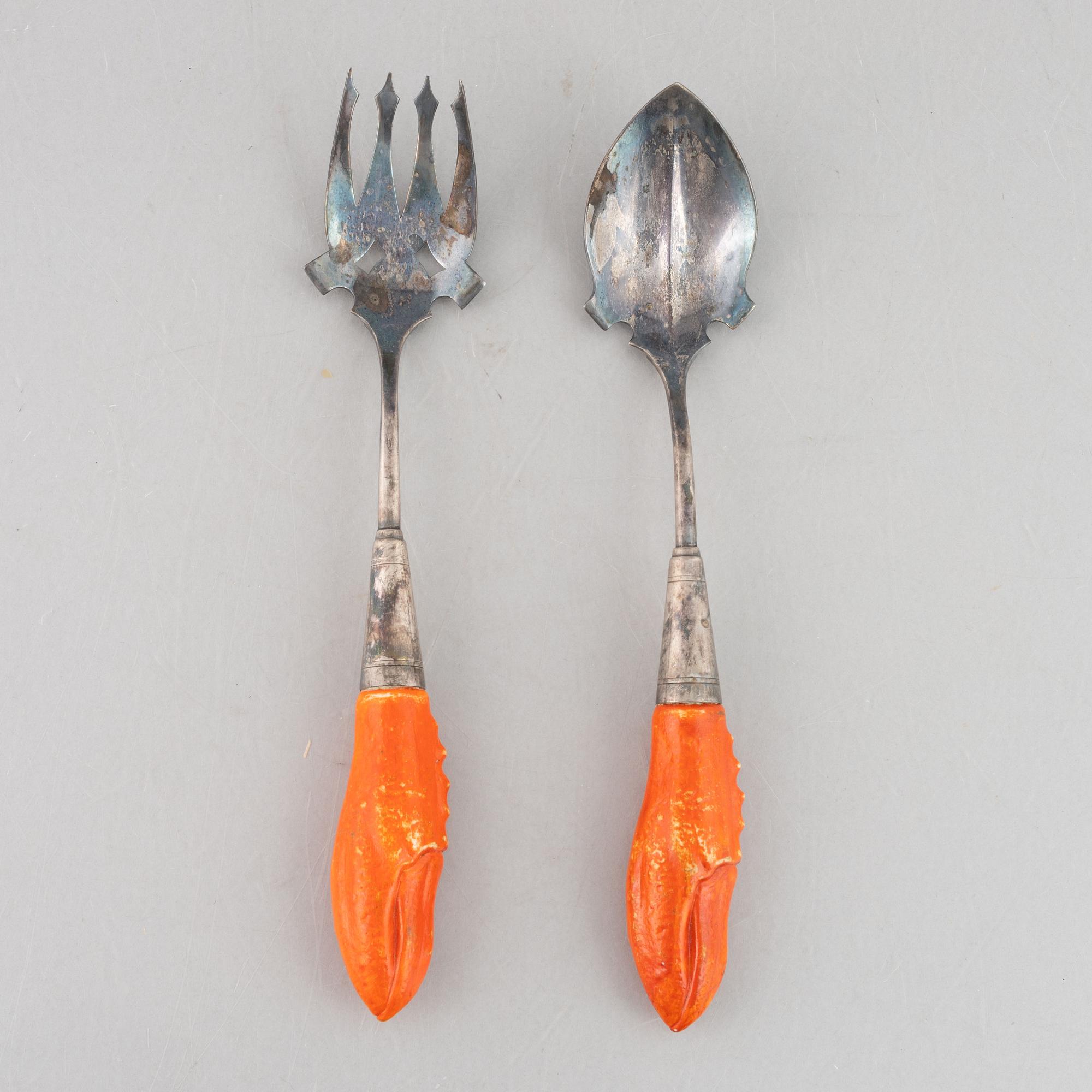 Two crayfish bowls, along with serving utensils and a carafe, late 19th to first half of the 20th Century.