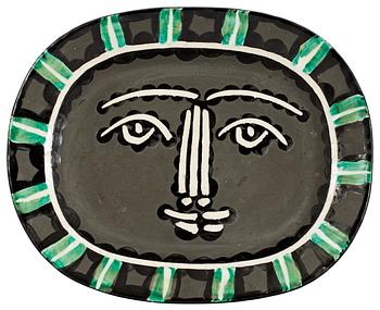 895. A Pablo Picasso 'Visage gris' faience dish, Madoura, Vallauris, France 1953.