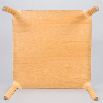 ALVAR AALTO, BORD, modell MX800B, Artek, 1900-talets slut.