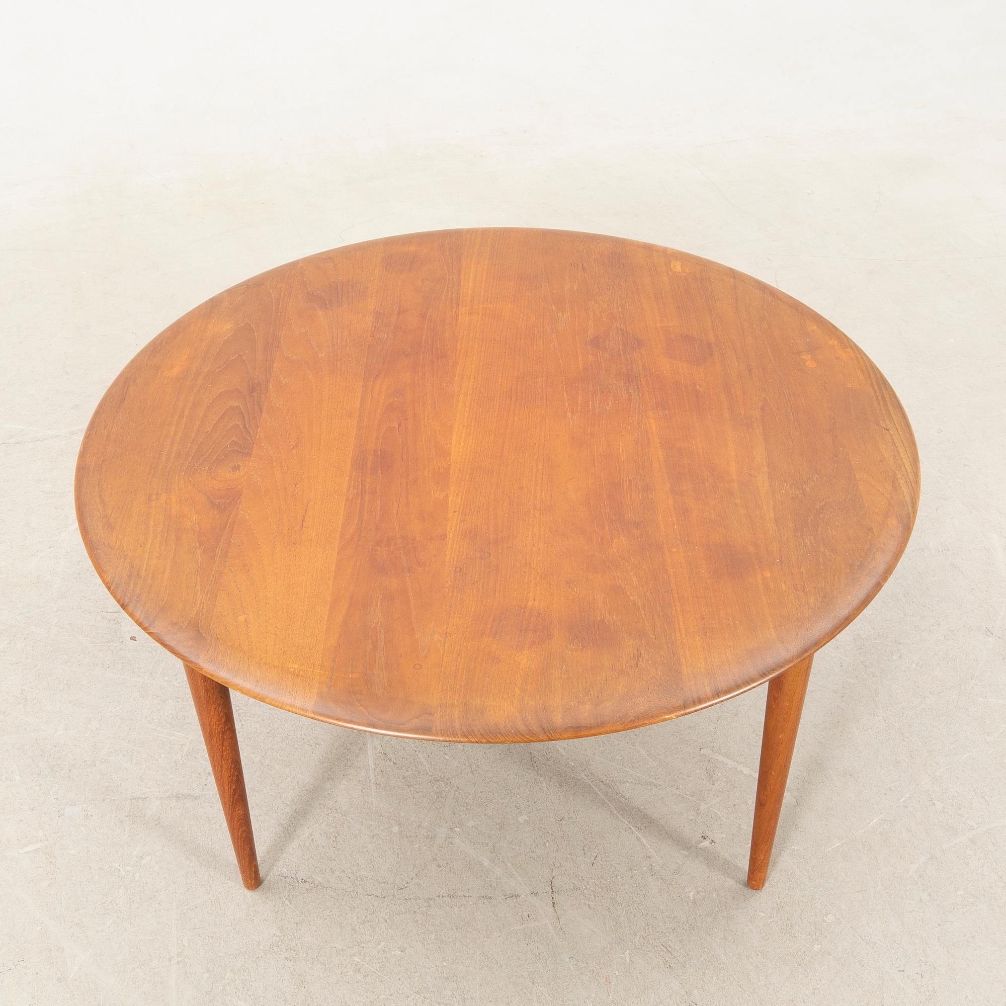 Peter Hvidt & Orla Mølgaard Nielsen, soffbord "Minerva" för France & son Danmark 1950/60-tal.