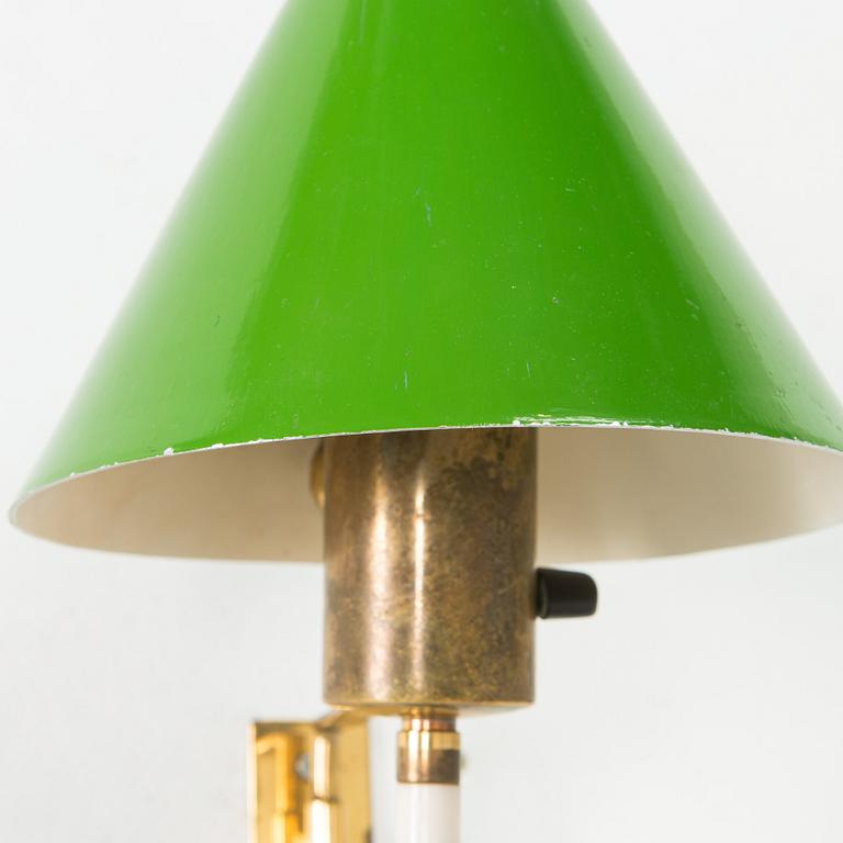 Paavo Tynell, a pair of '7284' wall lights for Taito, 1930s/1940s.