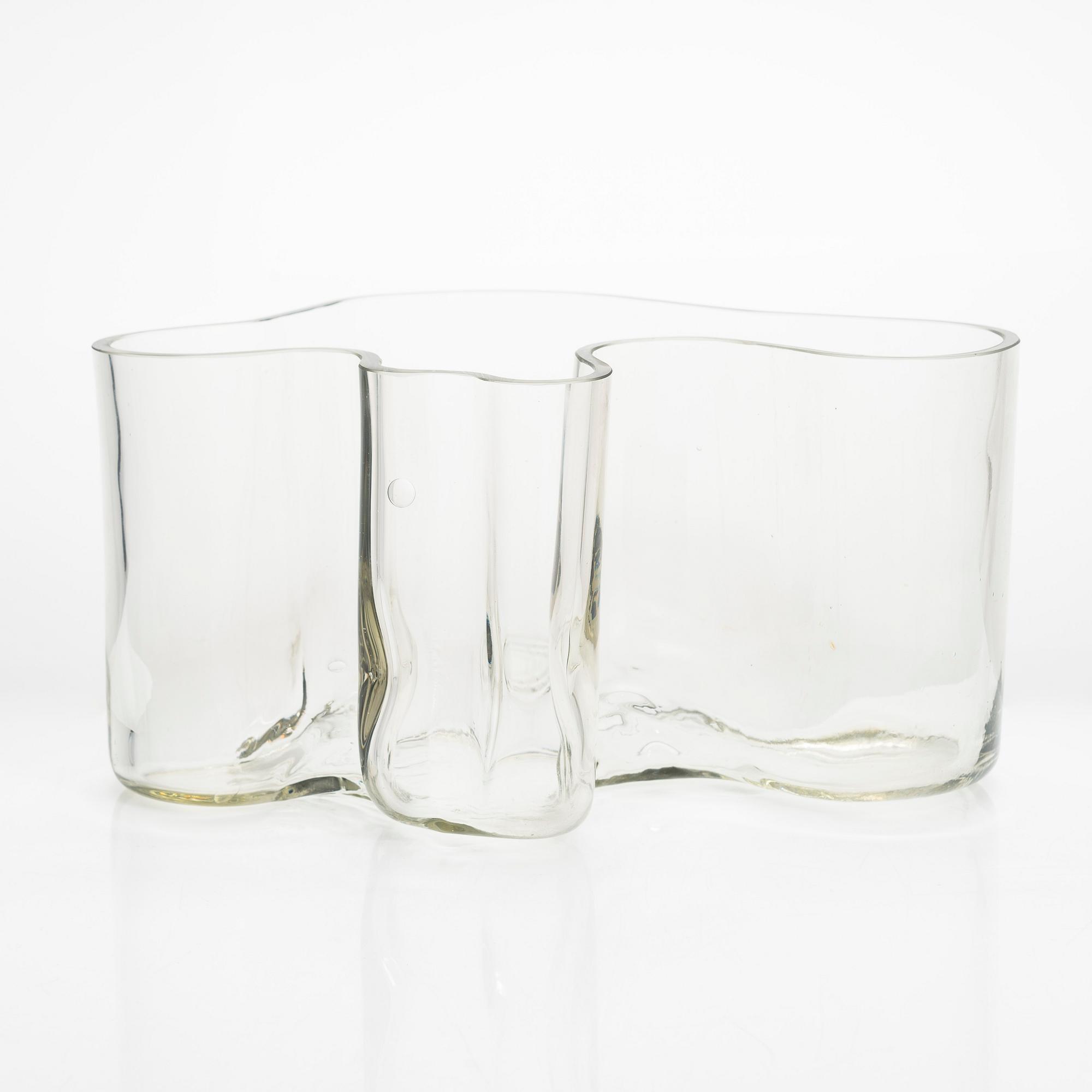 Alvar Aalto, a 1950s/60s '3031' vase signed Alvar Aalto.