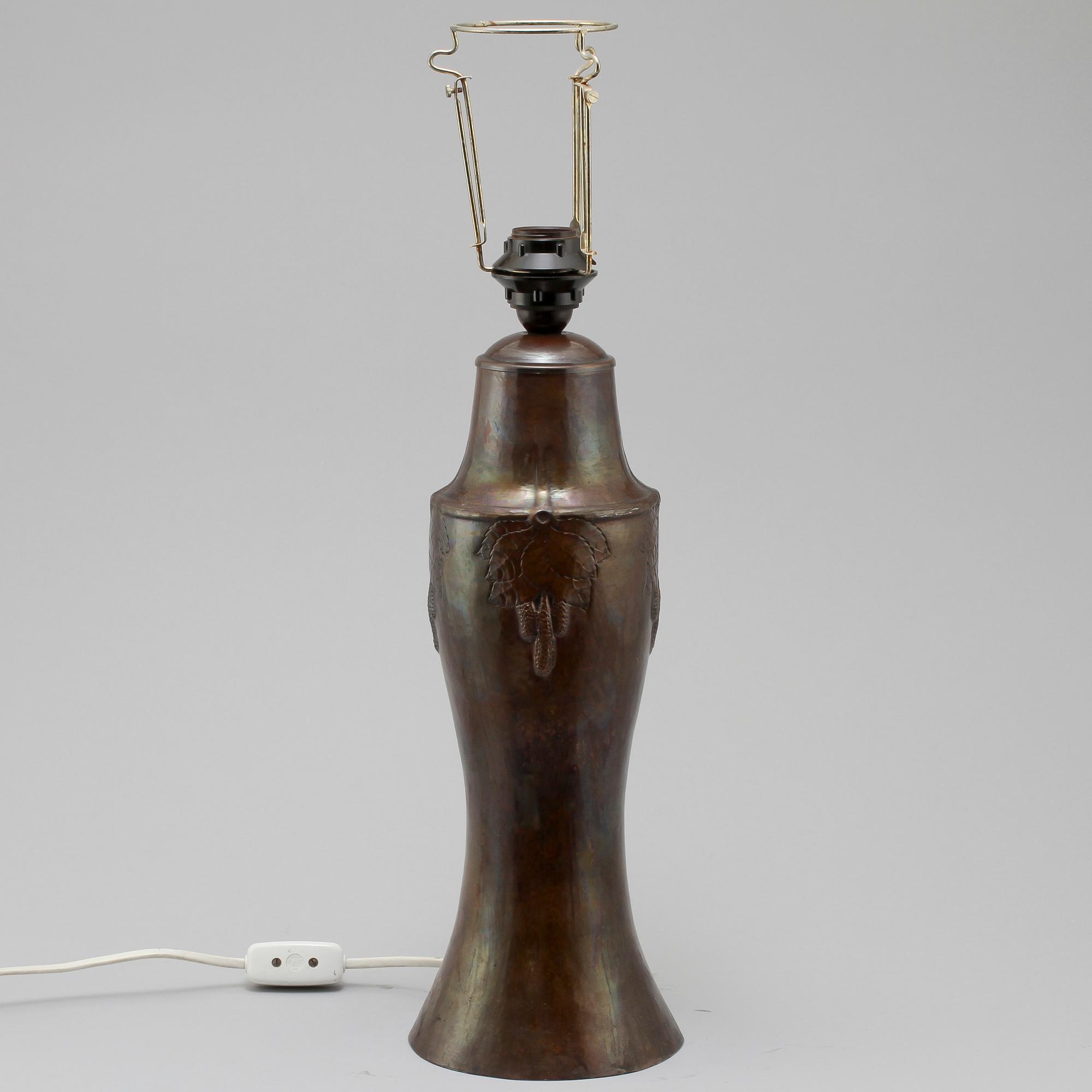 BORDSLAMPA, jugend, tidigt 1900-tal.