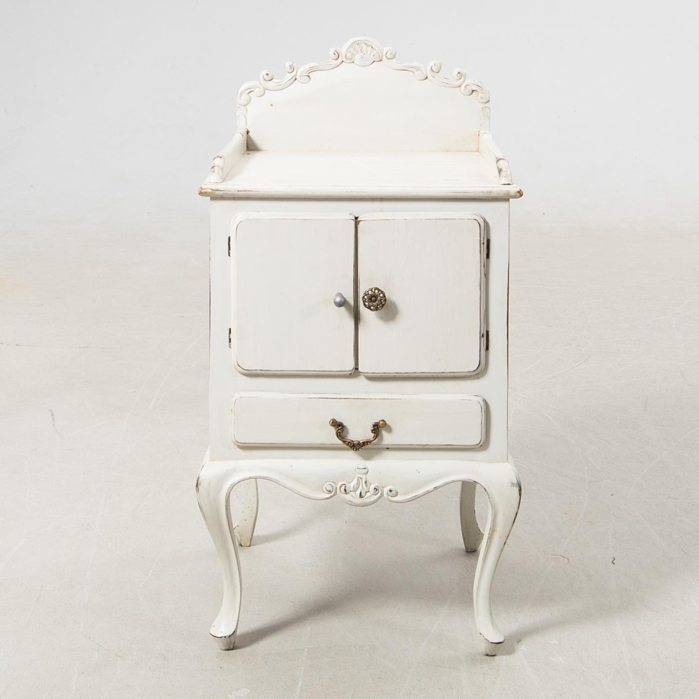 Sängbord, 1900-talets mitt.