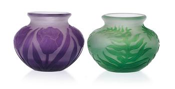 826. Two Karl Lindeberg Art Nouveau cameo glass vases, Kosta, Sweden.