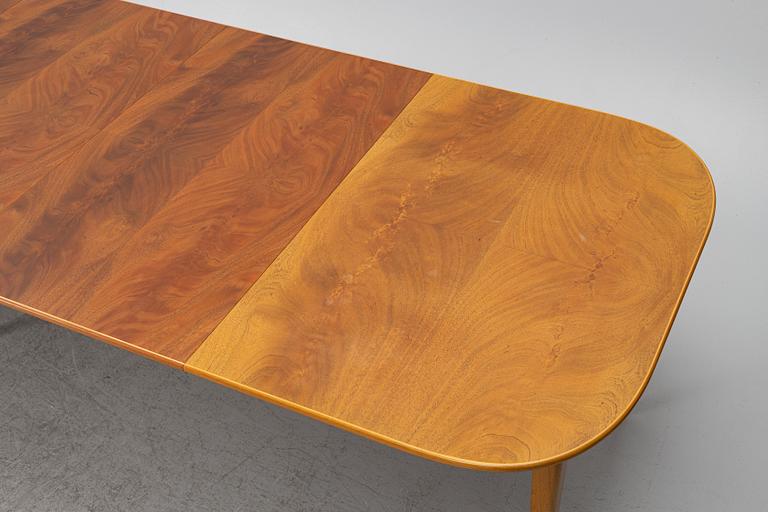 Josef Frank, dining table, model B947, Svenskt Tenn, ca 1987.
