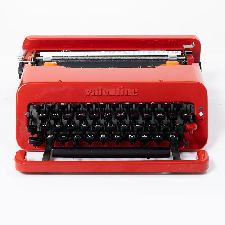 Ettore Sottsass, Skrivmaskin, "Valentine", Olivetti, Italien, 1900-talets andra hälft.