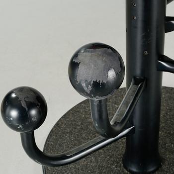 A "Garden", designed by Peter Opsvik for Stokke Fabriker AB, Norge, production started 1985.