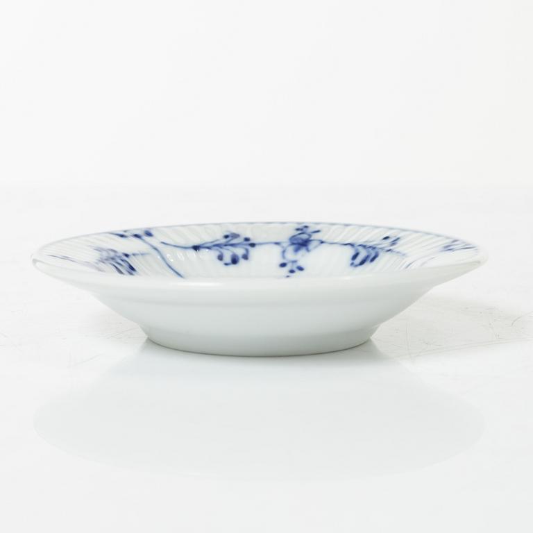 Royal Copenhagen, dinner and coffee service, 81 pcs, Blue Fluted, Full and Half Lace.