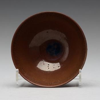 A small brown glazed temmoku bowl, Song dynasty (960-1279).