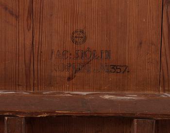 FÄLLBORD, märkt Jacob Siölin, nr 357, Köpings hallstämpel, 1700-talets andra hälft.