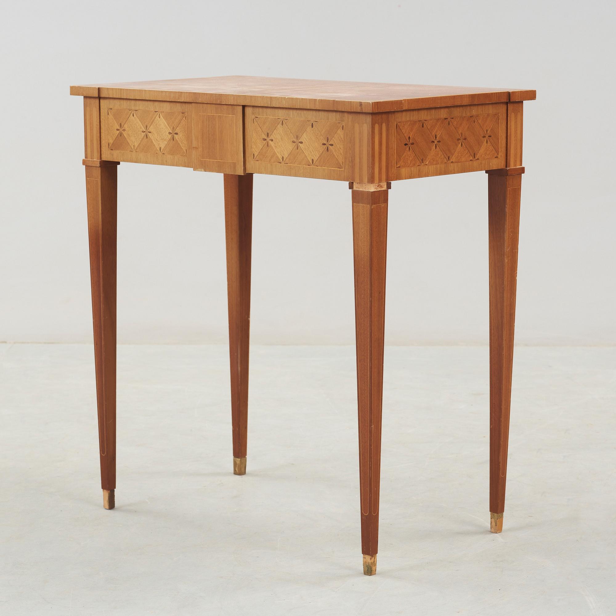 BORD, Gustaviansk stil, Lindells Möbelaktiebolag, 1900-tal.