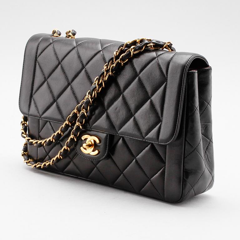 VÄSKA, Chanel.