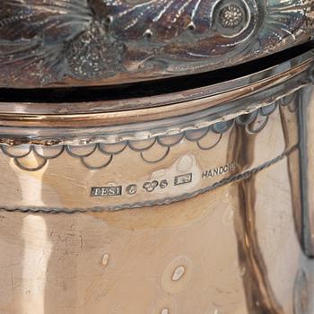 Dryckeskanna, silver, barockstil, Tesi, Göteborg, 1960.