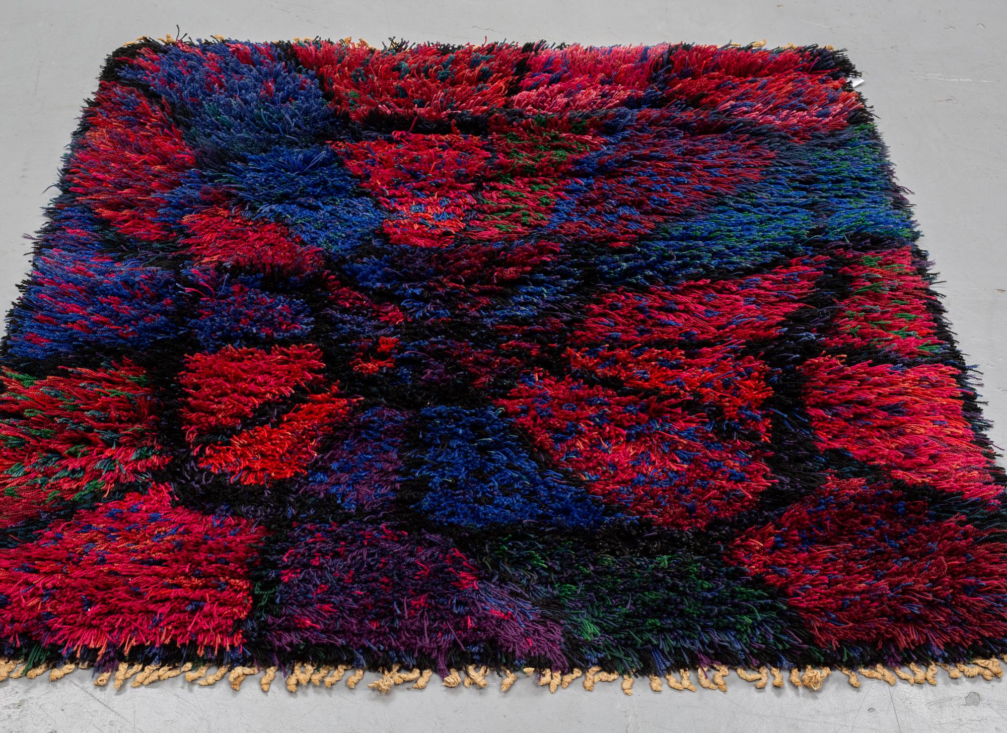 VIOLA GRÅSTEN, matto, "Atom", ryijy, ca 141,5-144 x 120,5-121,5 cm.