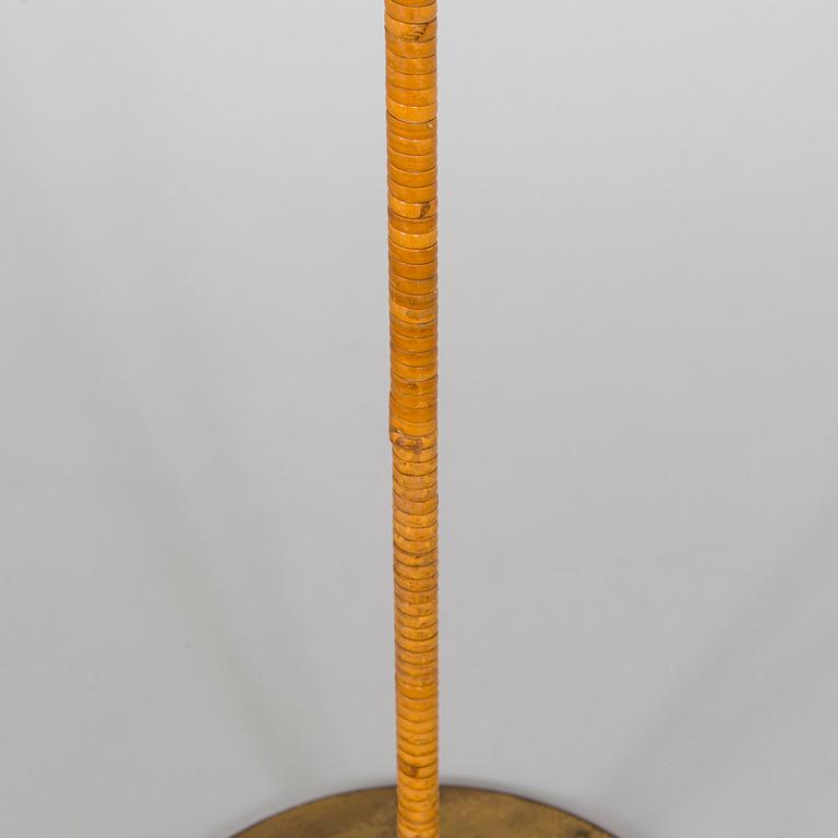 Paavo Tynell, golvlampa, modell 9602 för Taito 1900-talets mitt.