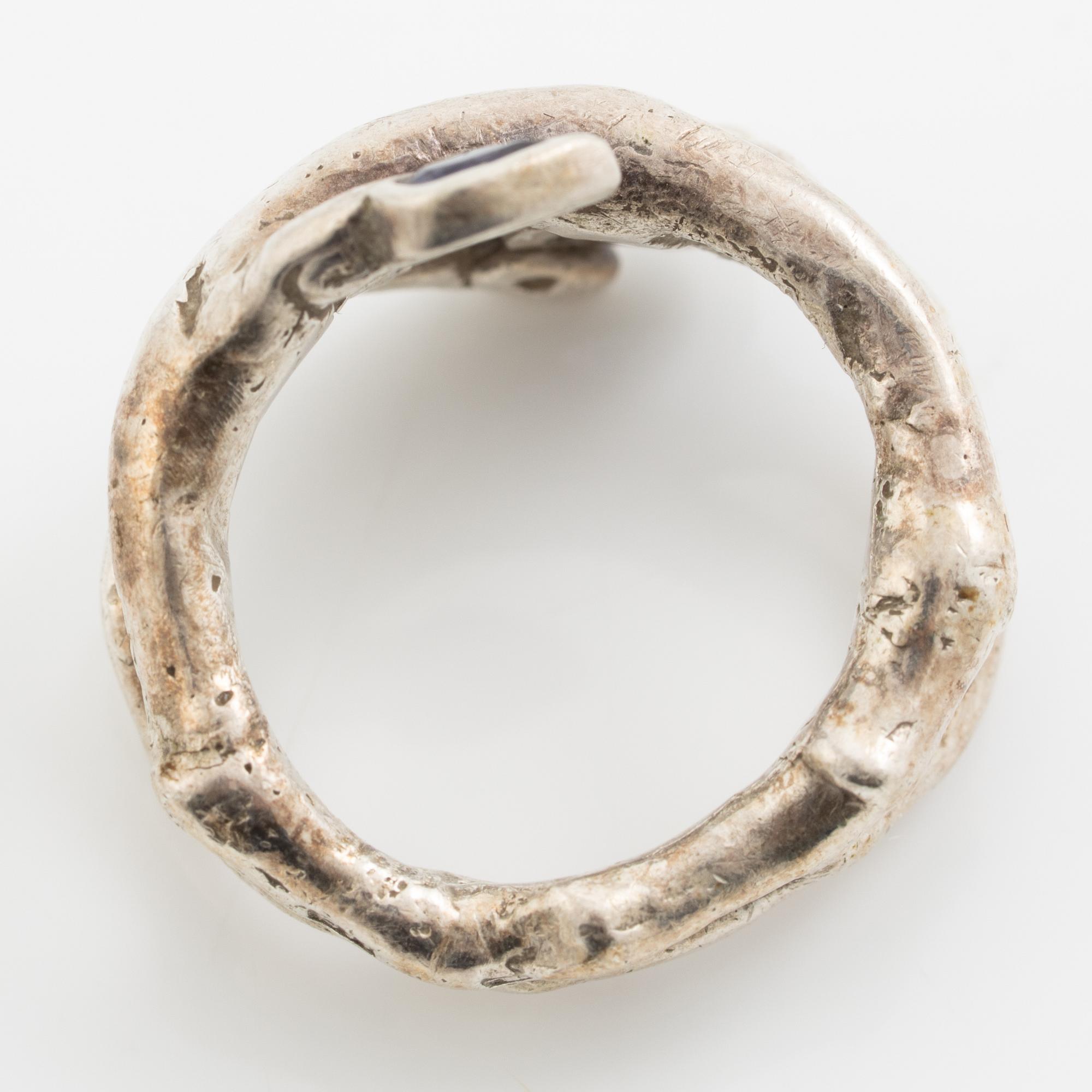 Sofia Björkman, collier, ring och örhängen i form av björkgrenar, silver. Ring med tanzaniter.