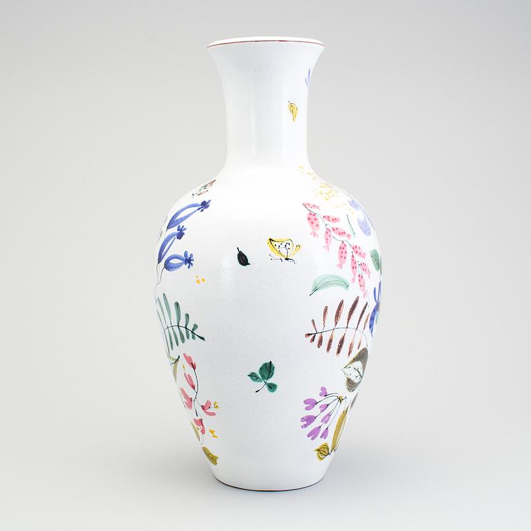 STIG LINDBERG, a faience vase, Gustavsberg 1940s.