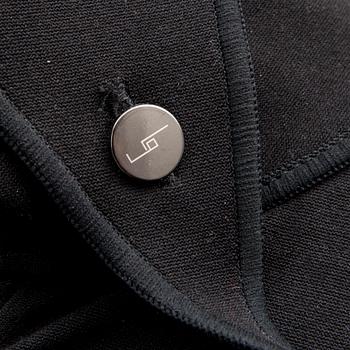 KLÄNNINGAR, 2 st, samt DRÄKT, 2 delar, Karl Lagerfeld för Wolford.