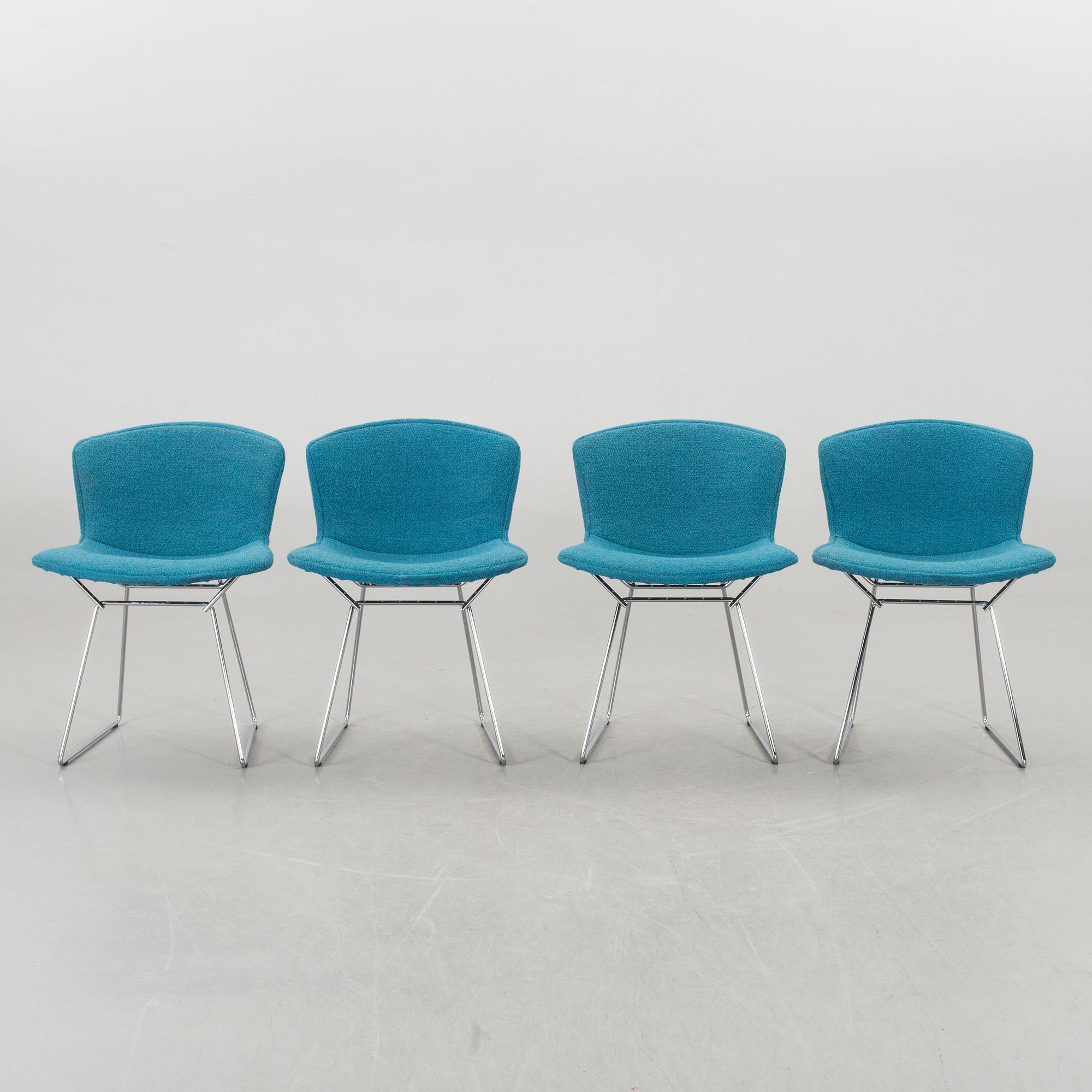 A SET OF 6 HARRY BERTOIA "SIDE CHAIR" BY KNOLL INTERNATIONAL.