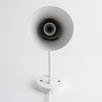 Arne Jacobsen, vägglampa, "AJ", Louis Poulsen, Danmark.