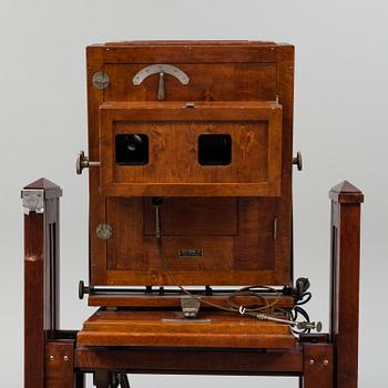 A first half of the 20th century studio camera.