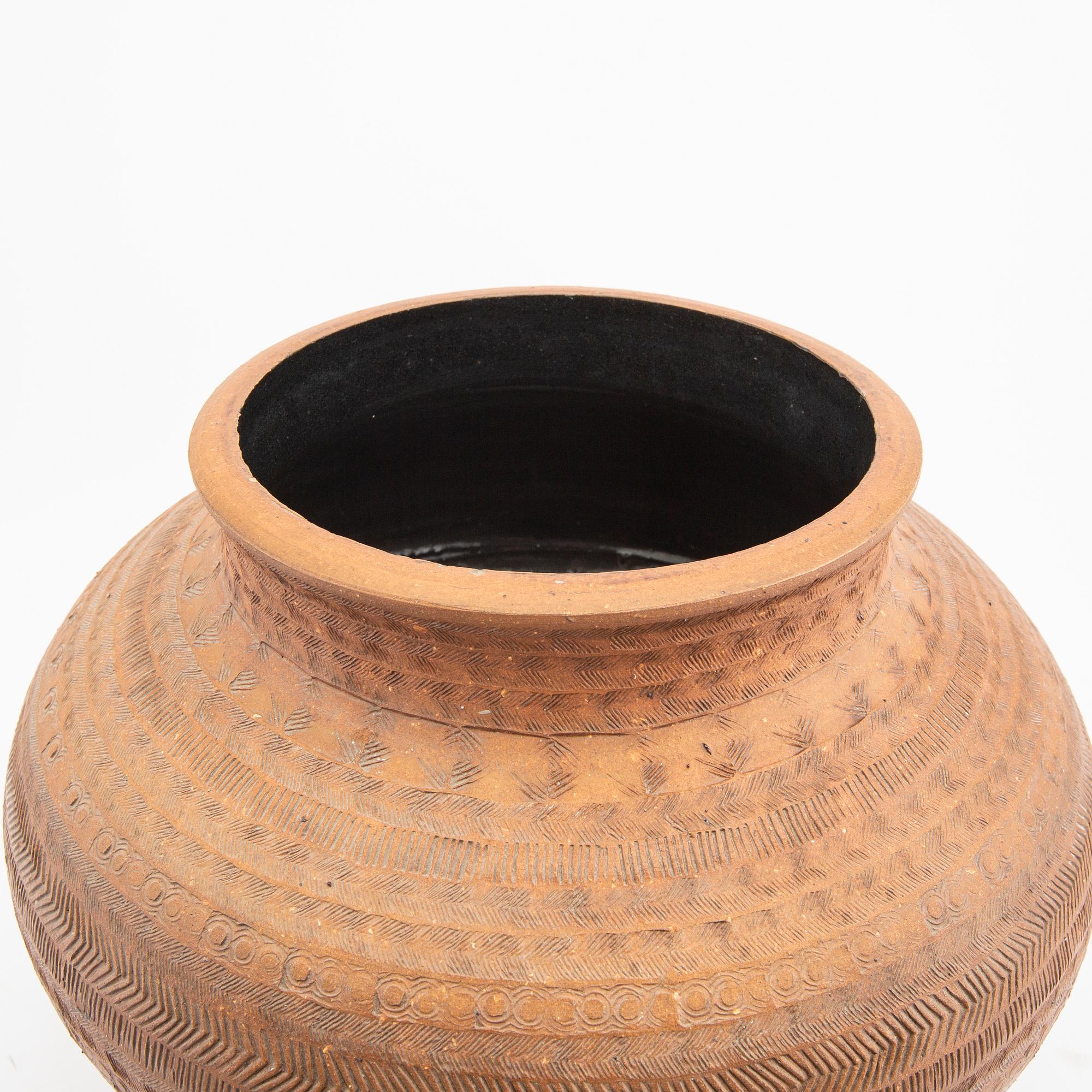 Signe Persson-Melin, urna signerad och daterad 1964 delvis glaserat stengods.