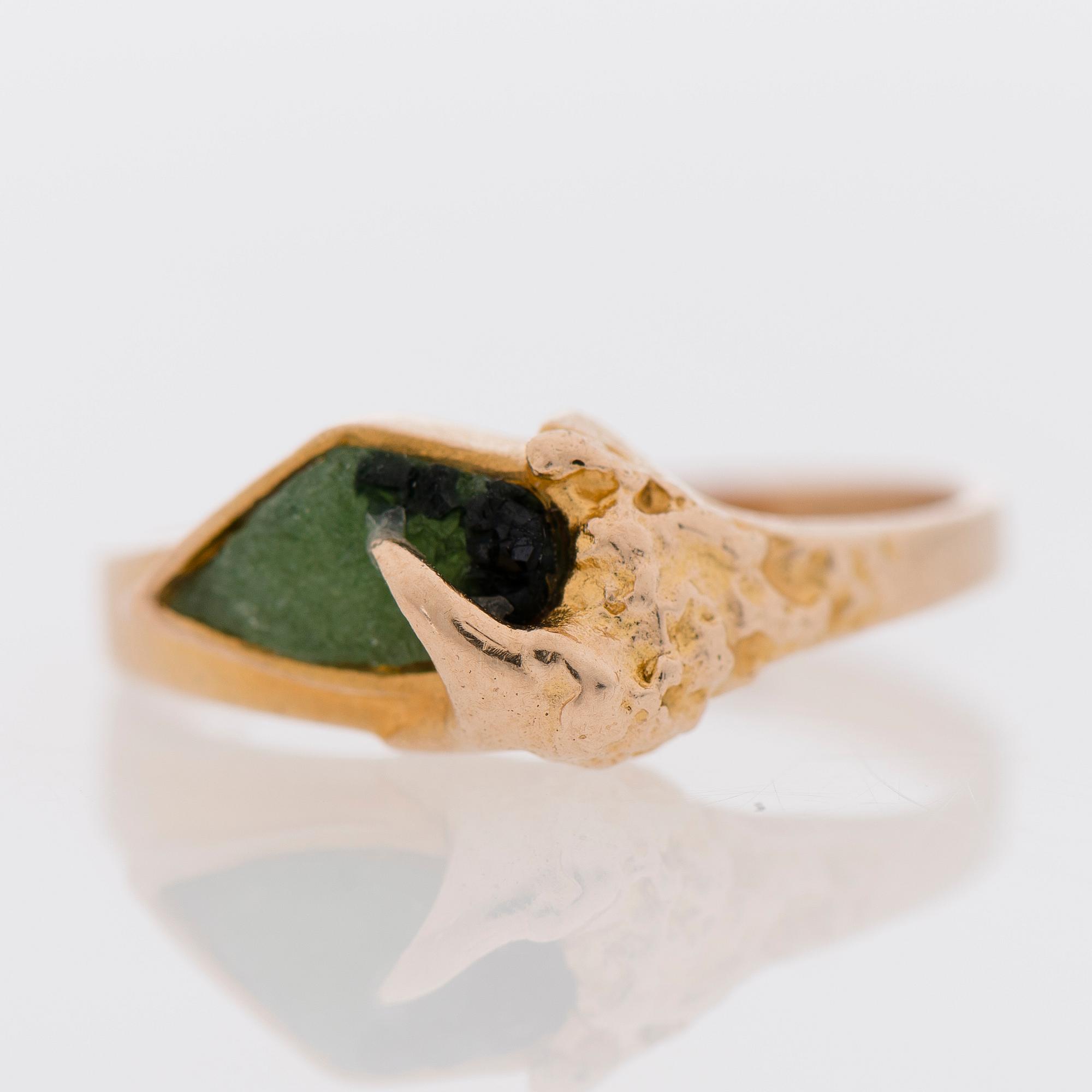 SORMUS, zoisiitti, 14K kultaa. Björn Weckström, Lapponia 1979.