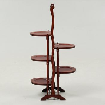 A cakestand, 20th century.