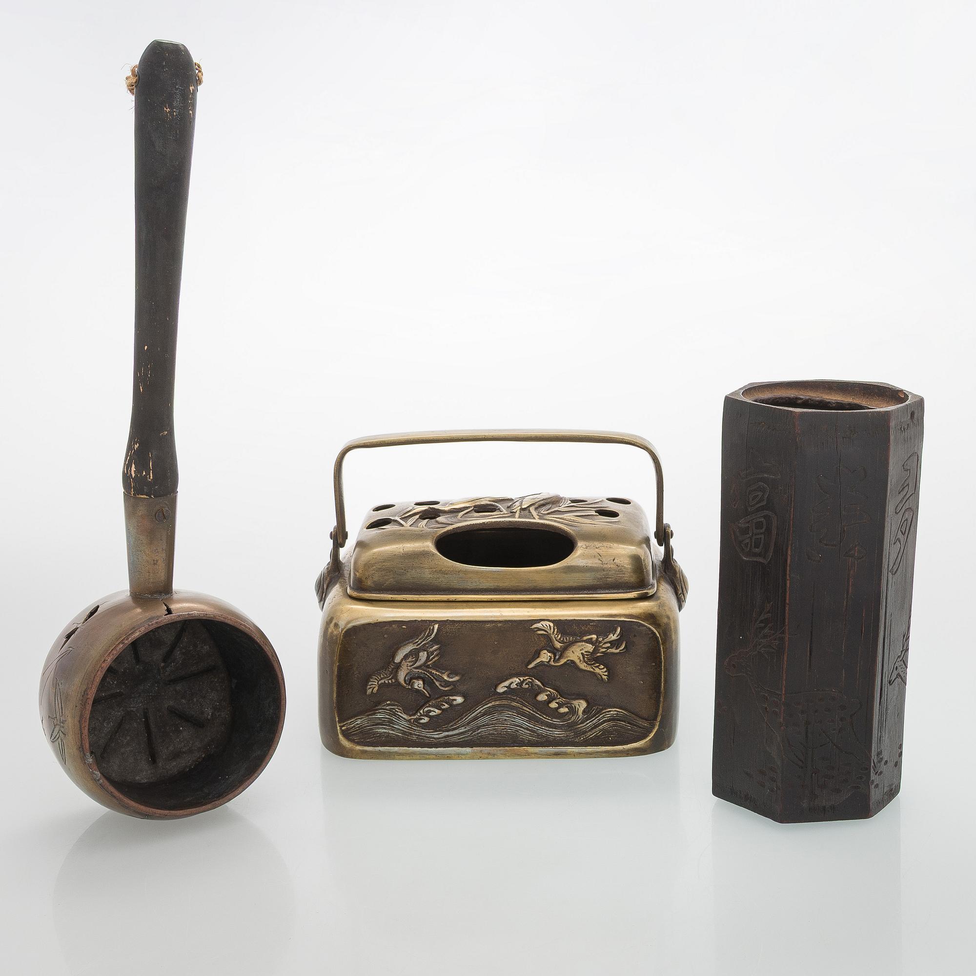 Esineitä, 3 kpl, Japani ja Kiina, 1900-luvun alku.