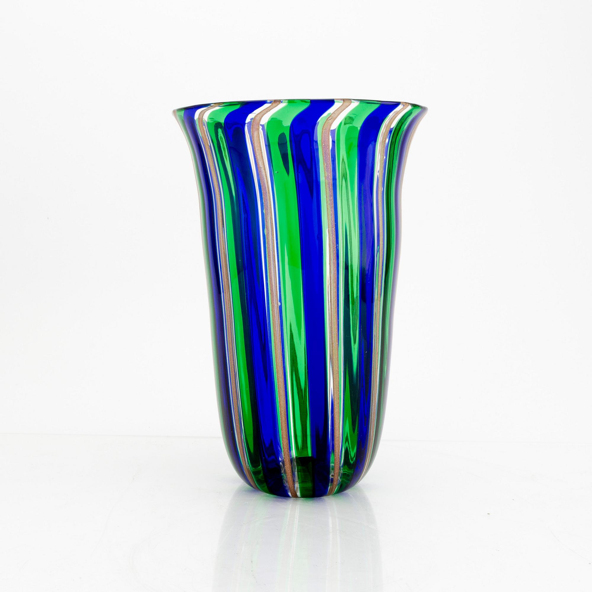 A late 20th century Murano glass vase.