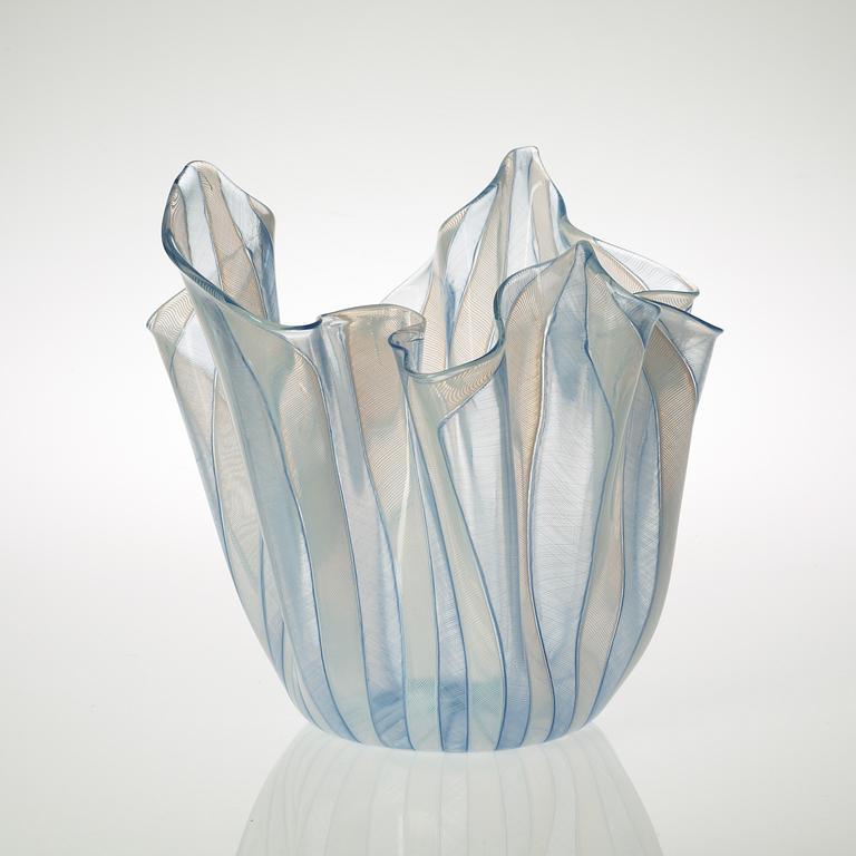 A Fulvio Bianconi & Paolo Venini 'Fazzoetto' glass bowl, Venini, Murano, 1950's.