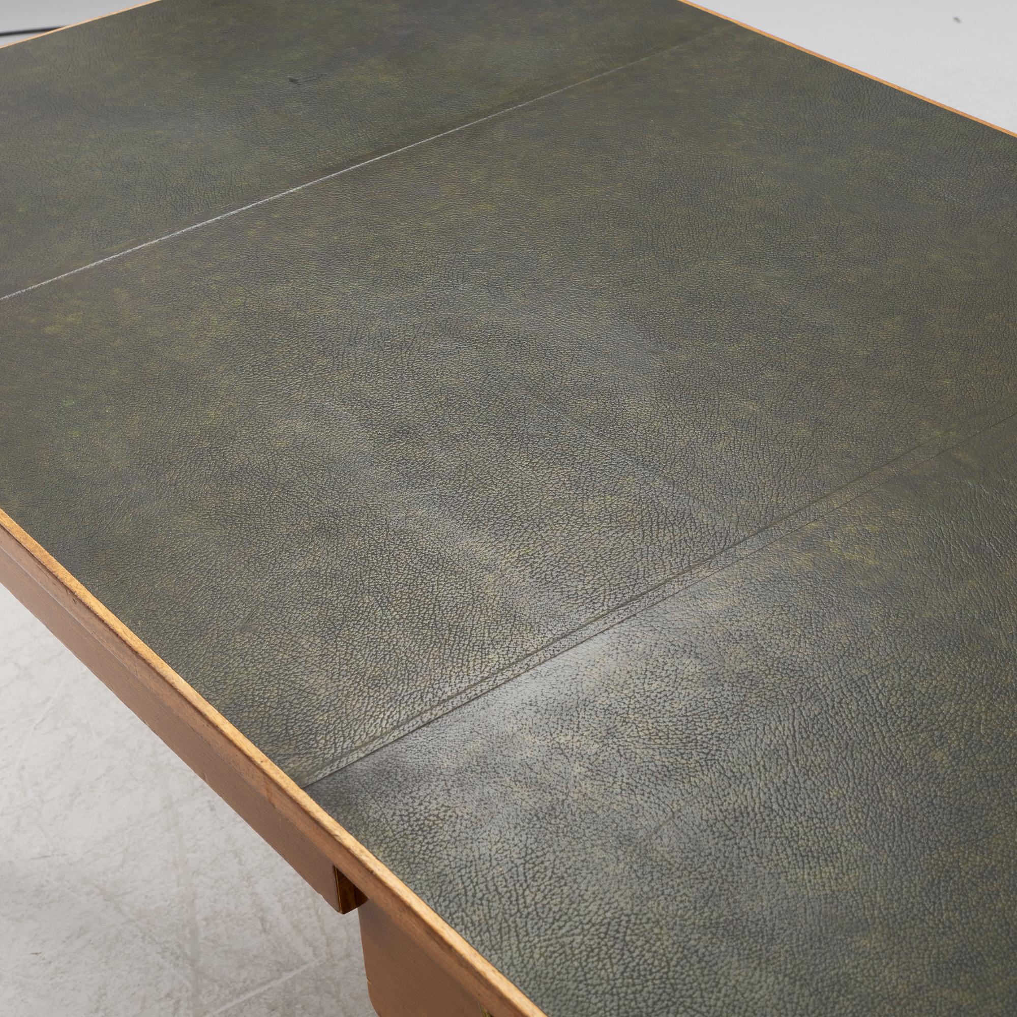 Skrivbord, G.A. Berg, Stockholm, 1940/50-tal.