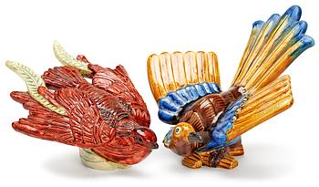 415. Two Gunnar Nylund stoneware figures of birds, Rörstrand.