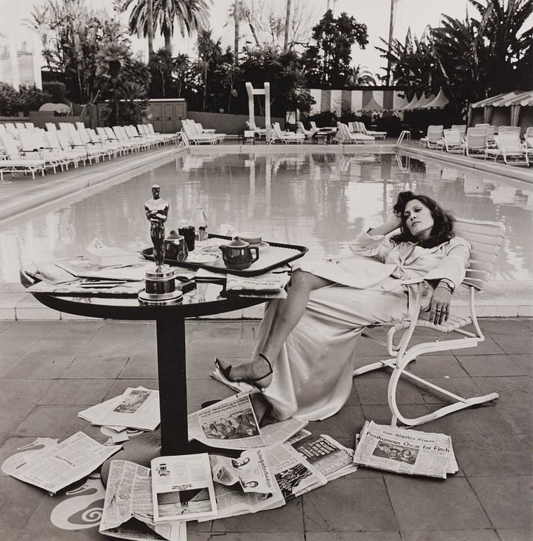 Terry O'Neill, "Faye Dunaway, Hollywood, 1977".