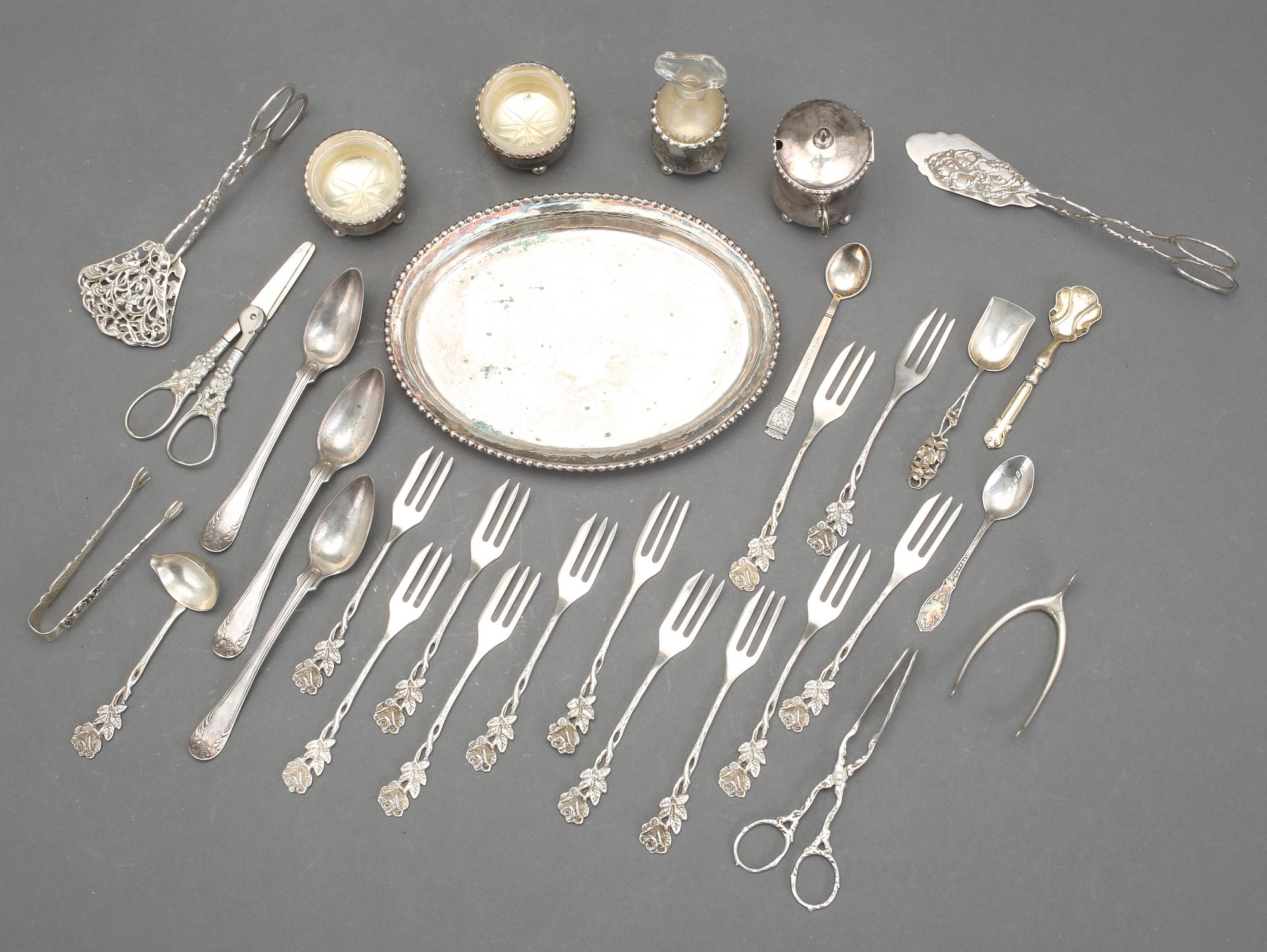PARTI SILVER, K Anderson, Göteborg, 1923. Total vikt ca 793g.
