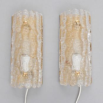 VÄGGLAMPOR, 1 par, glas, Carl Fagerlund, Orrefors, 1900-talets andra hälft.