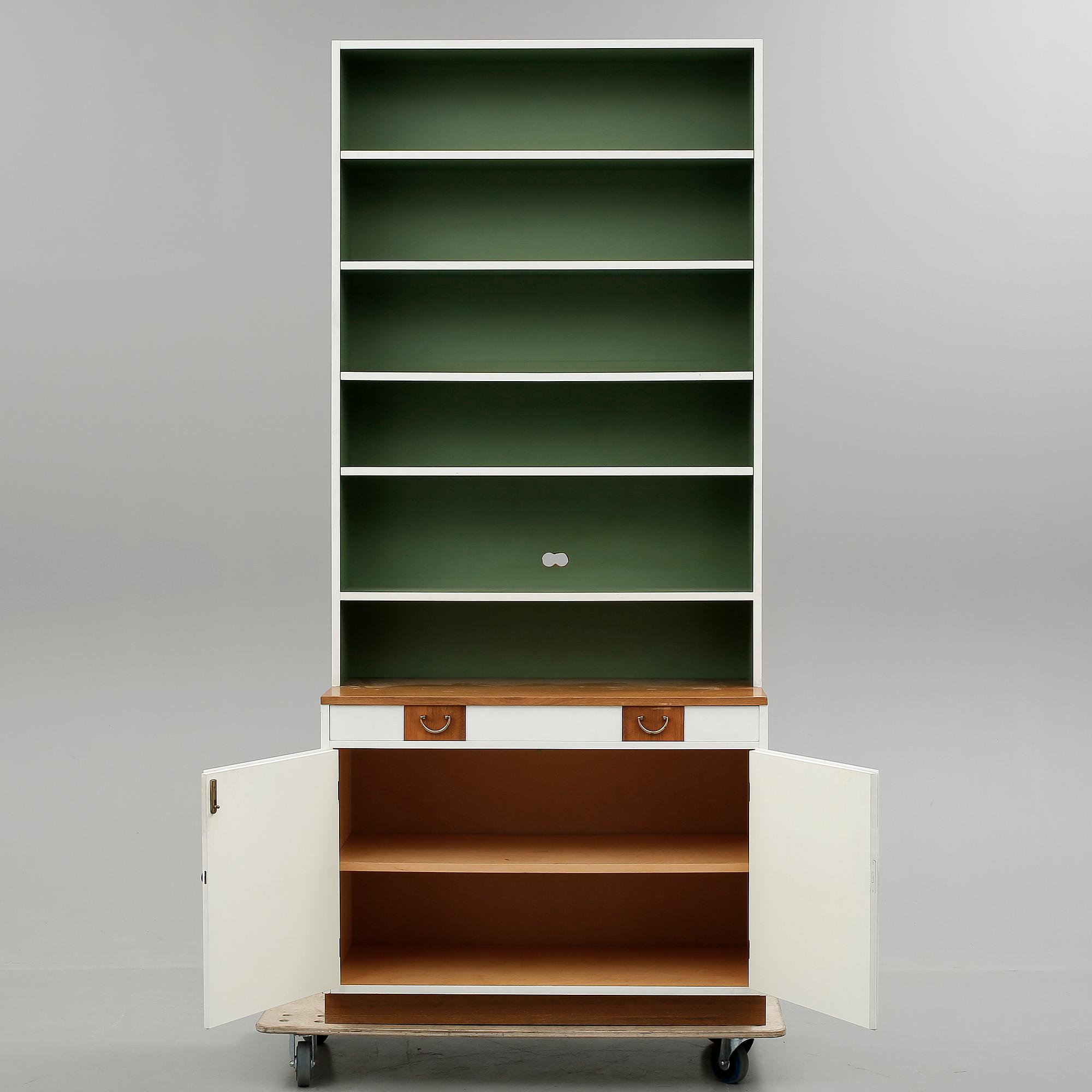 BOKHYLLA, modell 2255, Josef Frank, Firma Svenskt Tenn.