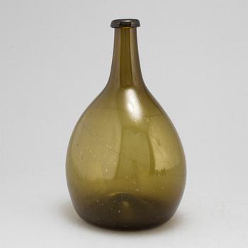 An 18th century bottle.
