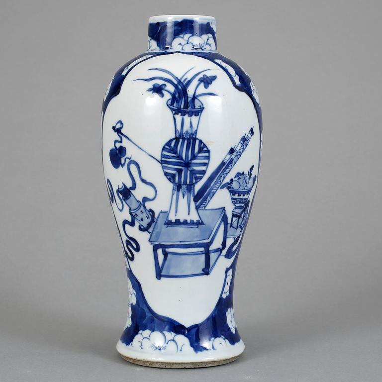 VAS, porslin, Kangxi-stil, Kina, 1900-tal.