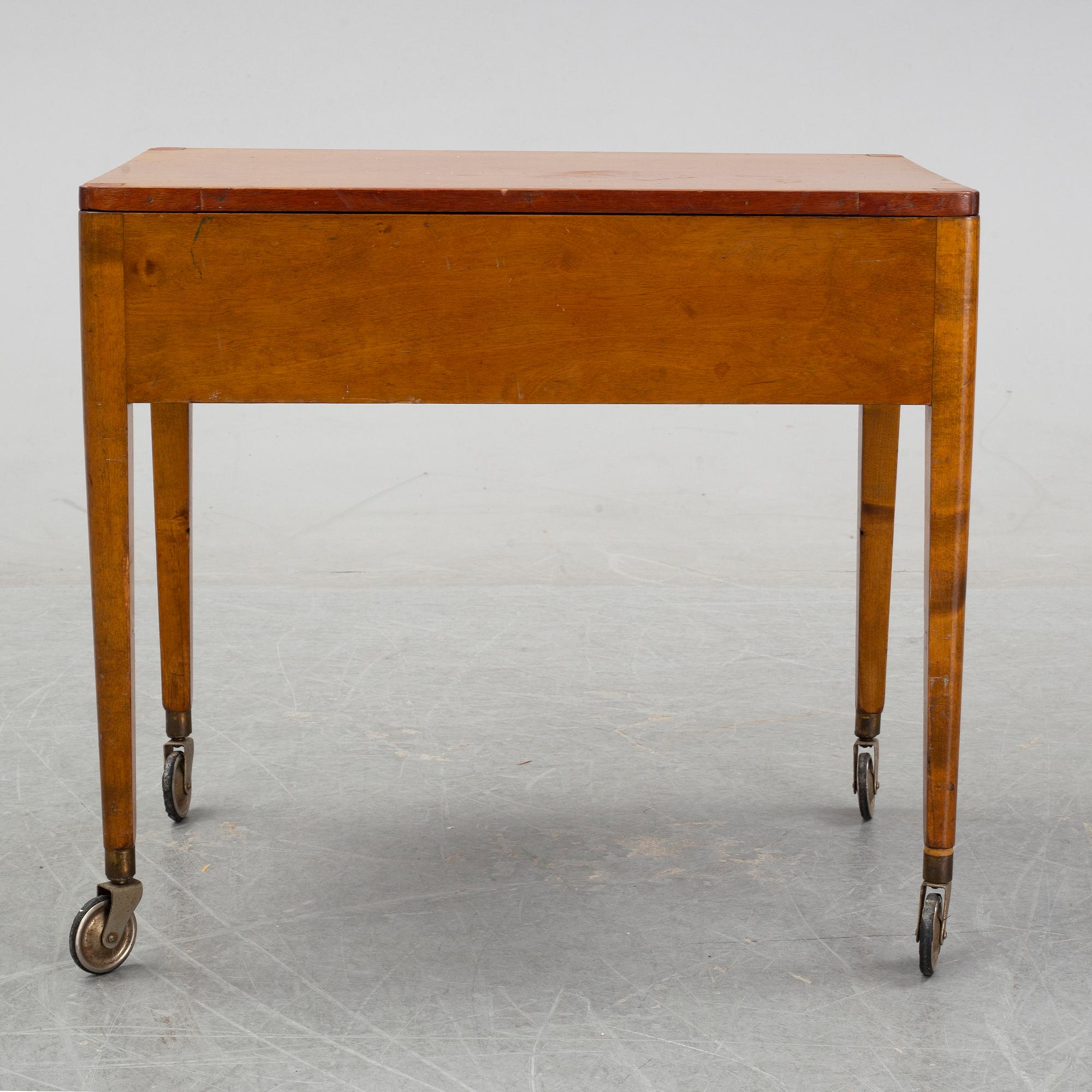 A sidetable, mid 20th century.