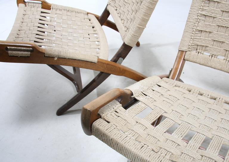 FÄLLSTOLAR, ett par, kopia efter Hans Wegners "Folding Chair", 1960-tal.