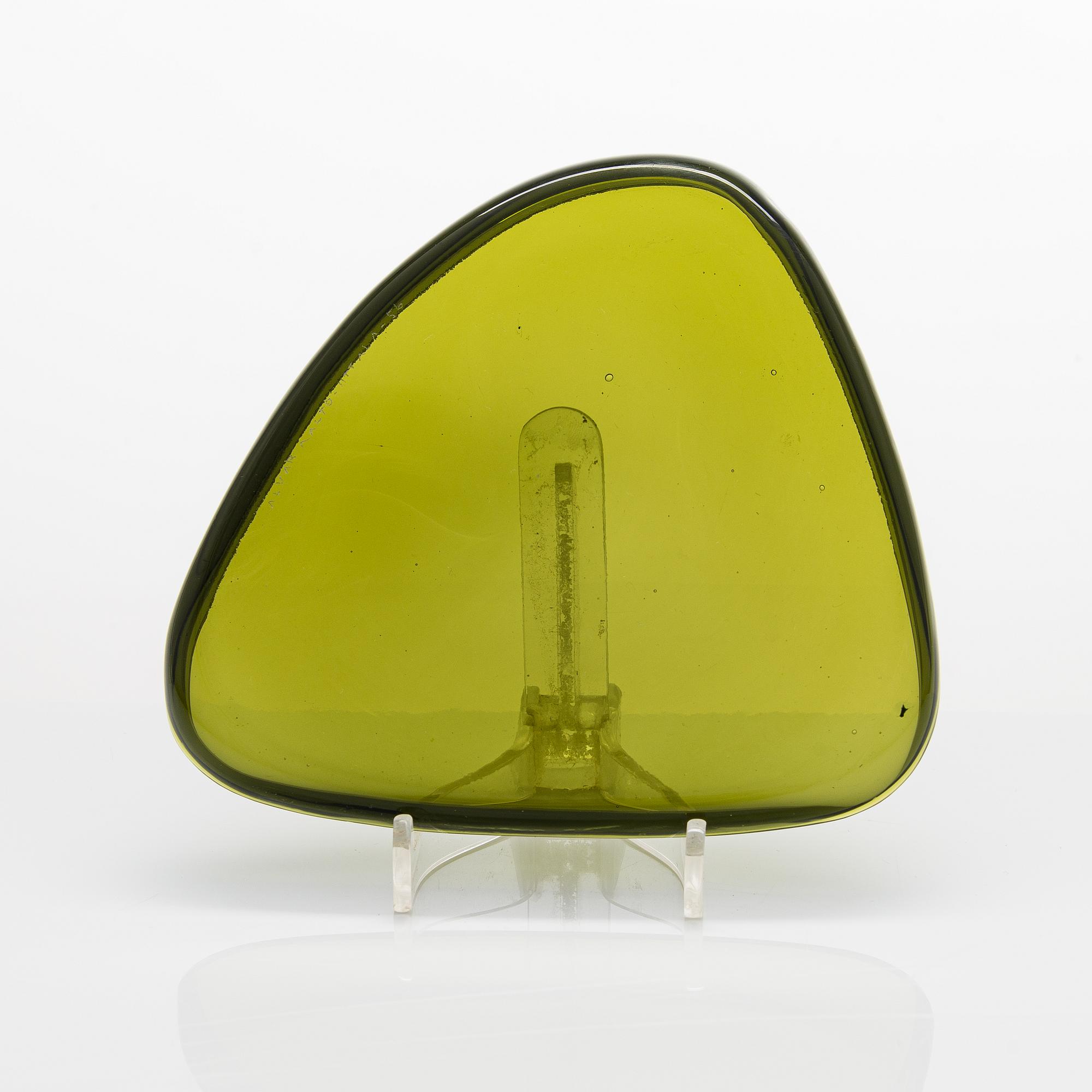 Alvar Aalto, a '3900-37' plate signed Alvar Aalto Iittala -56.