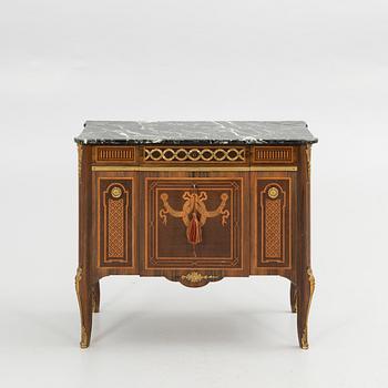 Bureau, Gustavian style, J.R. Almgren, Stockholm, early 20th century.